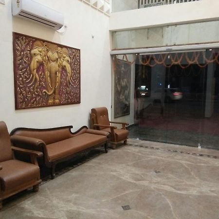 Hotel Rewa Residency Exterior foto